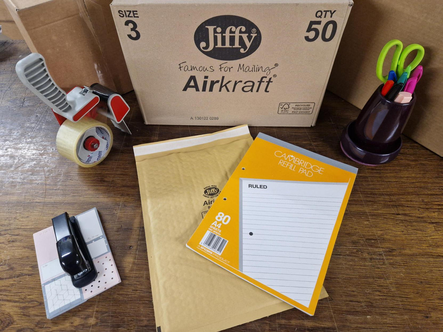 Box of Jiffy Airkraft JL3 - 250mm x 335mm