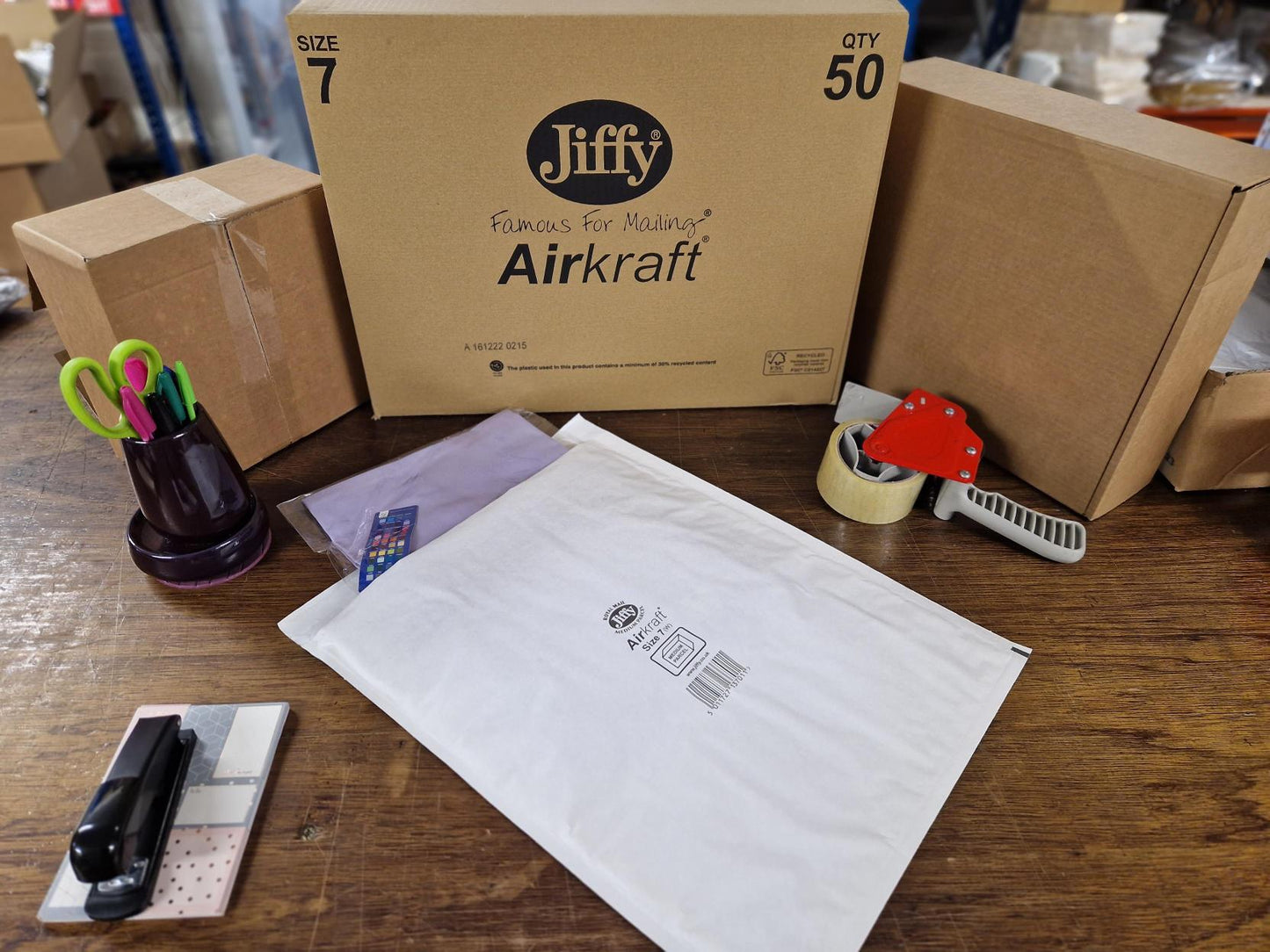 Box of Jiffy Airkraft JL7 - 370mm x 480mm